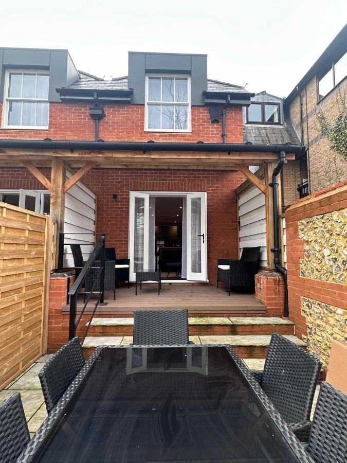 فيلا Beautiful House On The River Itchen وِنشيستير المظهر الخارجي الصورة